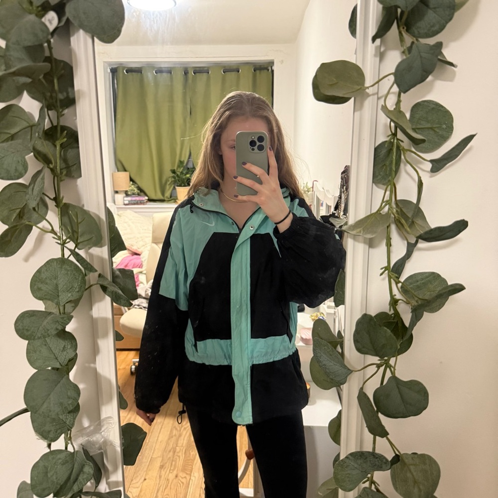 Vintage windbreaker